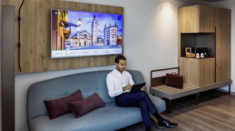 <b>Novotel Parma Centro Room</b>. Images powered by <a href="https://iceportal.shijigroup.com/" title="IcePortal" target="_blank">IcePortal</a>.