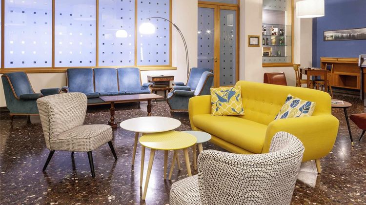 Ibis Styles Trani Exterior