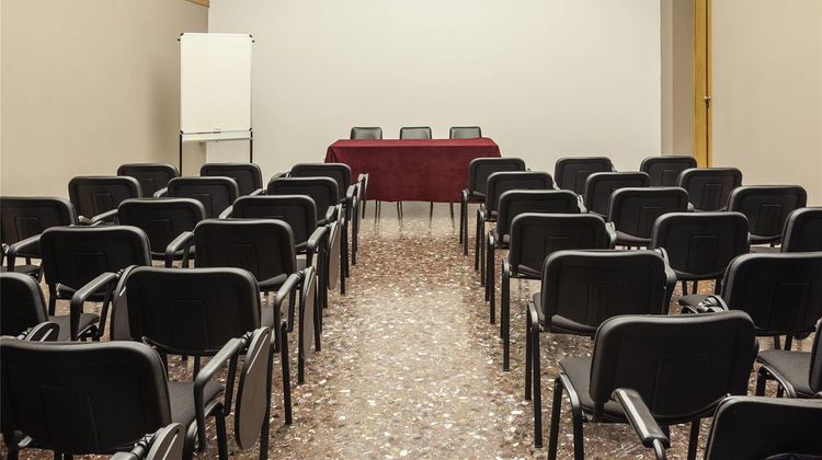Ibis Styles Trani Meeting