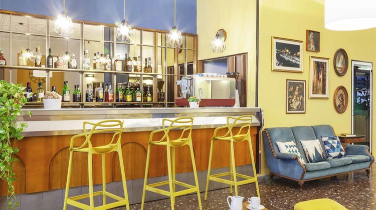 Ibis Styles Trani Exterior