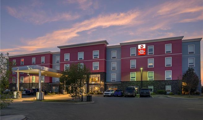 Best Western Plus Airport Inn & Suites Exterior