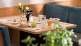 Ramada by Wyndham Hannover Restaurant