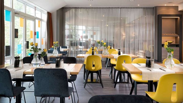 <b>Ramada by Wyndham Hannover Restaurant</b>. Images powered by <a href="https://iceportal.shijigroup.com/" title="IcePortal" target="_blank">IcePortal</a>.