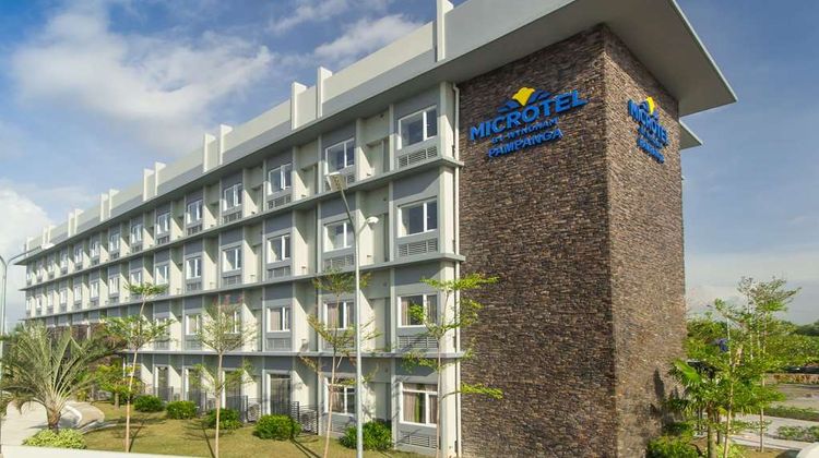Microtel Inn & Suites San Fernando Exterior