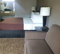 Americas Best Value Inn Brinkley Room