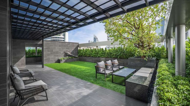 <b>DoubleTree by Hilton Bangkok Ploenchit Room</b>. Images powered by <a href="https://iceportal.shijigroup.com/" title="IcePortal" target="_blank">IcePortal</a>.
