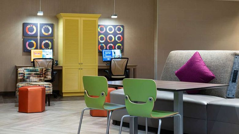 <b>Home2 Suites Charlotte/Mooresville Lobby</b>. Images powered by <a href="https://iceportal.shijigroup.com/" title="IcePortal" target="_blank">IcePortal</a>.