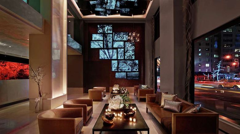 <b>Hilton Club The Quin New York Lobby</b>. Images powered by <a href="https://iceportal.shijigroup.com/" title="IcePortal" target="_blank">IcePortal</a>.