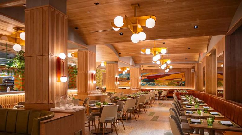 <b>Hilton Club The Quin New York Restaurant</b>. Images powered by <a href="https://iceportal.shijigroup.com/" title="IcePortal" target="_blank">IcePortal</a>.