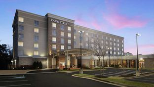 DoubleTree by Hilton Richmond Airport