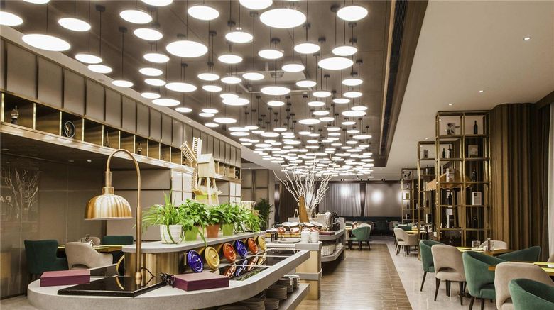 <b>Mercure Harbin Songbei Restaurant</b>. Images powered by <a href="https://iceportal.shijigroup.com/" title="IcePortal" target="_blank">IcePortal</a>.