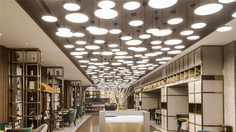 <b>Mercure Harbin Songbei Restaurant</b>. Images powered by <a href="https://iceportal.shijigroup.com/" title="IcePortal" target="_blank">IcePortal</a>.