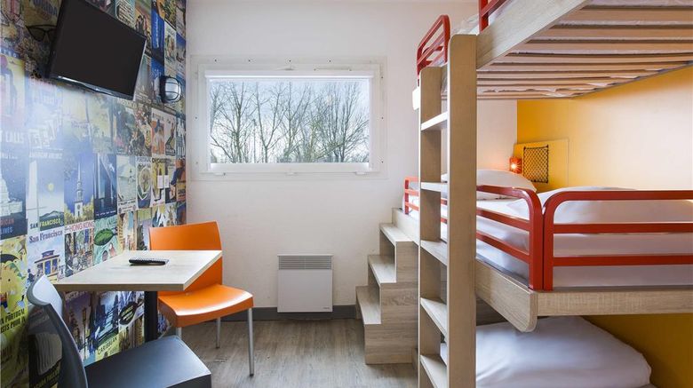 <b>HotelF1 Maurepas Room</b>. Images powered by <a href="https://iceportal.shijigroup.com/" title="IcePortal" target="_blank">IcePortal</a>.
