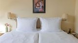 <b>Mercure Fra Airport Langen Room</b>. Images powered by <a href="https://iceportal.shijigroup.com/" title="IcePortal" target="_blank">IcePortal</a>.