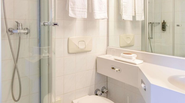 <b>Mercure Fra Airport Langen Room</b>. Images powered by <a href="https://iceportal.shijigroup.com/" title="IcePortal" target="_blank">IcePortal</a>.