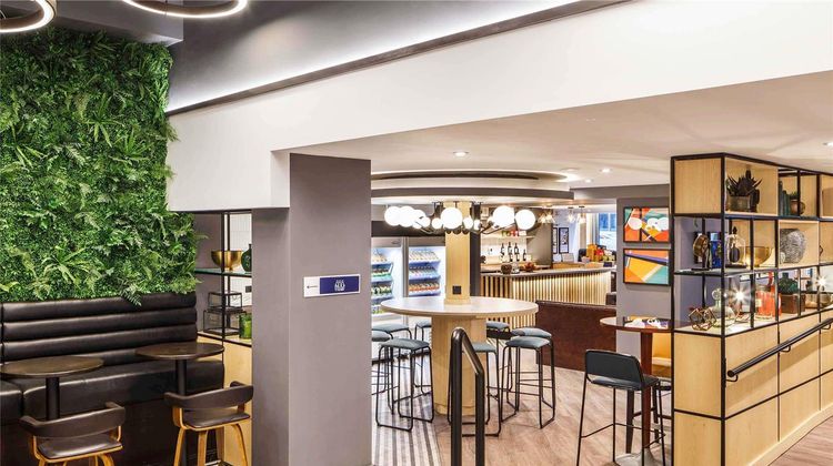 Ibis Budget Swindon Exterior