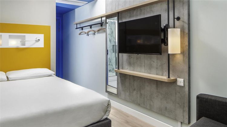 Ibis Budget Swindon Room