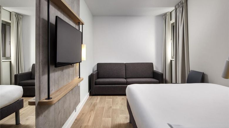 <b>Ibis Budget Swindon Room</b>. Images powered by <a href="https://iceportal.shijigroup.com/" title="IcePortal" target="_blank">IcePortal</a>.