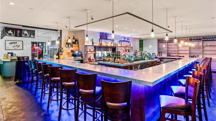 The J House Greenwich Restaurant