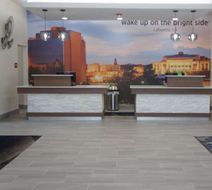 La Quinta Inn/Stes Lafayette Oil Center Lobby