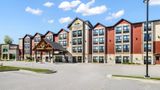 Microtel Inn & Suites Mont-Tremblant Exterior