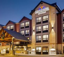 Microtel Inn & Suites Mont-Tremblant Exterior