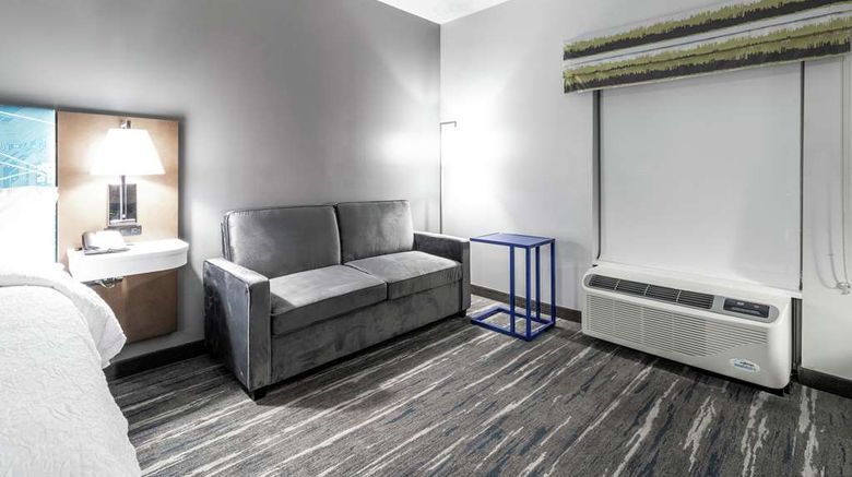 <b>Hampton Inn Locust Grove Room</b>. Images powered by <a href="https://iceportal.shijigroup.com/" title="IcePortal" target="_blank">IcePortal</a>.