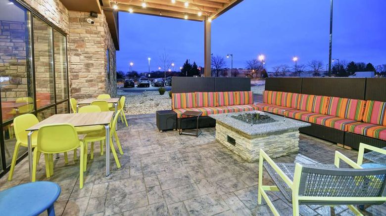 <b>Home2 Suites by Hilton Beloit Exterior</b>. Images powered by <a href="https://iceportal.shijigroup.com/" title="IcePortal" target="_blank">IcePortal</a>.
