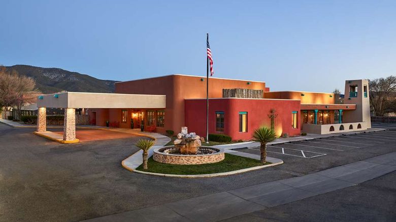 <b>Don Fernando de Taos, a Tapestry Hotel Exterior</b>. Images powered by <a href="https://iceportal.shijigroup.com/" title="IcePortal" target="_blank">IcePortal</a>.