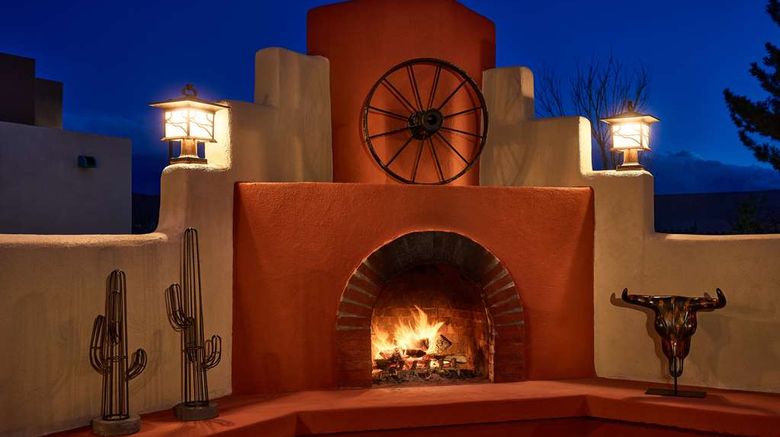 <b>Don Fernando de Taos, a Tapestry Hotel Exterior</b>. Images powered by <a href="https://iceportal.shijigroup.com/" title="IcePortal" target="_blank">IcePortal</a>.