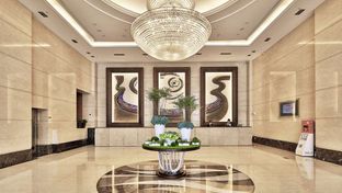 Queena Plaza Hotel