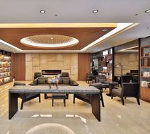 Queena Plaza Hotel Lobby