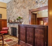 Hotel Napa Valley, an Ascend Hotel Lobby