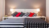 <b>Esentia Togumar Room</b>. Images powered by <a href="https://iceportal.shijigroup.com/" title="IcePortal" target="_blank">IcePortal</a>.