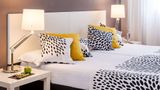 <b>Esentia Togumar Room</b>. Images powered by <a href="https://iceportal.shijigroup.com/" title="IcePortal" target="_blank">IcePortal</a>.