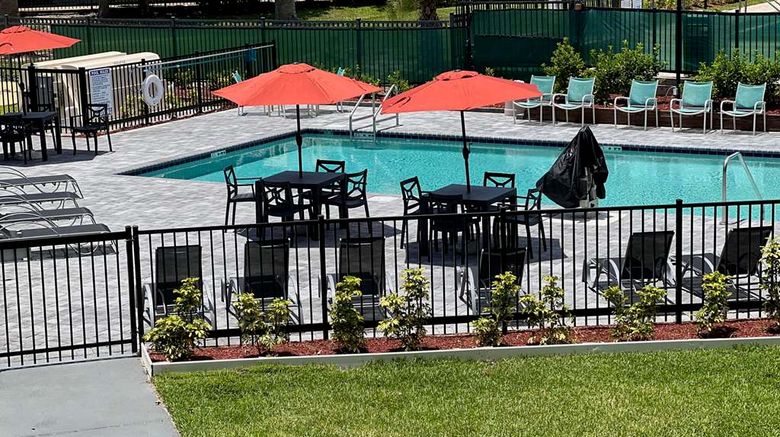 <b>Clarion Inn International Drive Pool</b>. Images powered by <a href="https://iceportal.shijigroup.com/" title="IcePortal" target="_blank">IcePortal</a>.