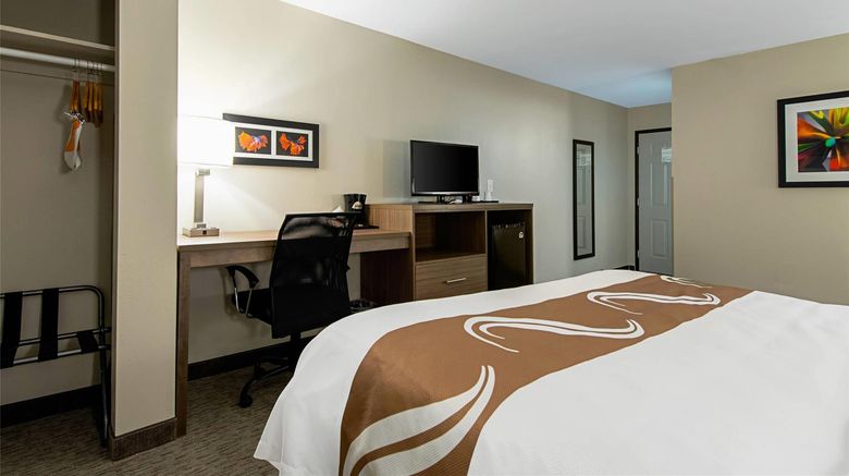 <b>Quality Inn Mishawaka/South Bend Area Room</b>. Images powered by <a href="https://iceportal.shijigroup.com/" title="IcePortal" target="_blank">IcePortal</a>.