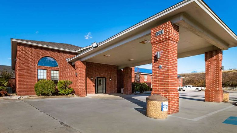 <b>Rodeway Inn, Decatur Exterior</b>. Images powered by <a href="https://iceportal.shijigroup.com/" title="IcePortal" target="_blank">IcePortal</a>.