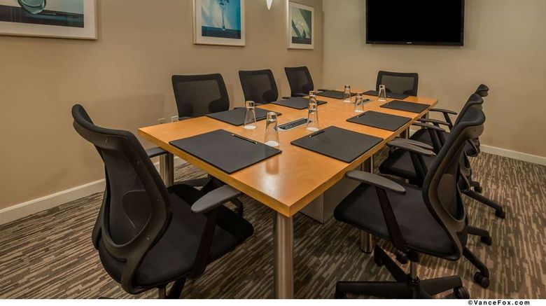 <b>Arya Hotel & Suites Coconut Grove Meeting</b>. Images powered by <a href="https://iceportal.shijigroup.com/" title="IcePortal" target="_blank">IcePortal</a>.