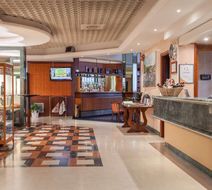 Etrusco, Sure Hotel Coll by Best Western Lobby