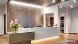 <b>Hampton Inn/Stes Anaheim Resort Conv Ctr Lobby</b>. Images powered by <a href="https://iceportal.shijigroup.com/" title="IcePortal" target="_blank">IcePortal</a>.