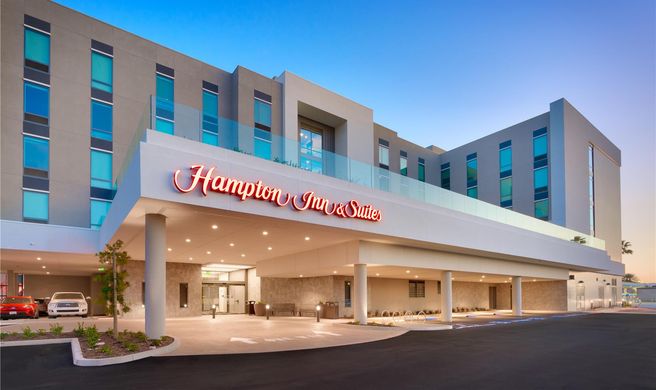 Hampton Inn/Stes Anaheim Resort Conv Ctr Exterior
