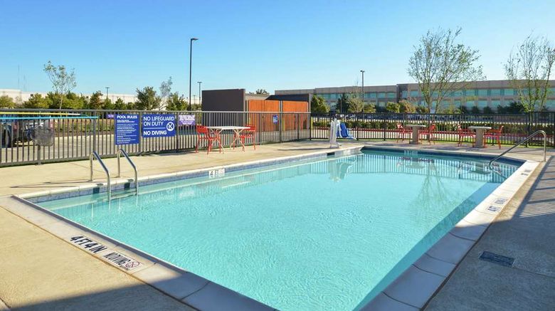 <b>Tru by Hilton Coppell DFW Airport North Pool</b>. Images powered by <a href="https://iceportal.shijigroup.com/" title="IcePortal" target="_blank">IcePortal</a>.
