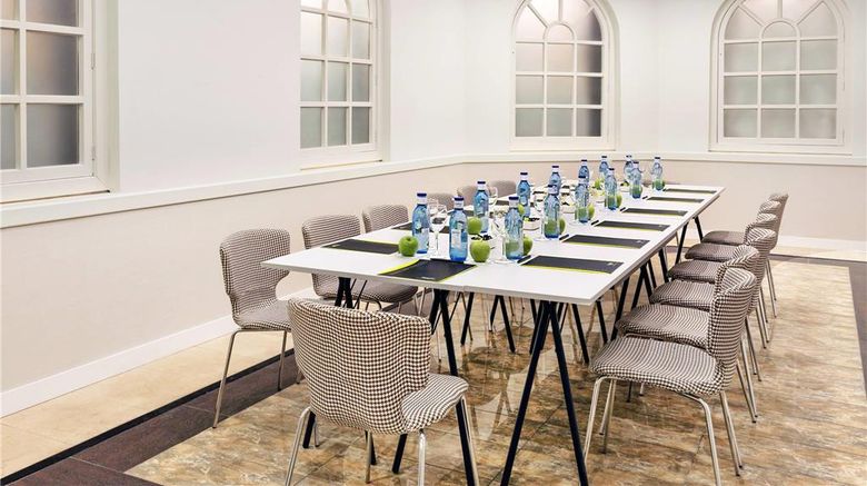 <b>Sercotel Hotel Europa Meeting</b>. Images powered by <a href="https://iceportal.shijigroup.com/" title="IcePortal" target="_blank">IcePortal</a>.