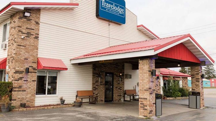 Travelodge by Wyndham Escanaba Exterior