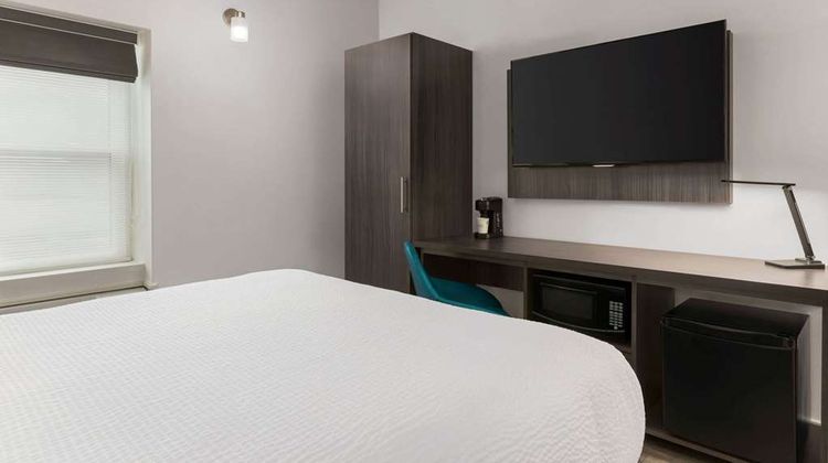 Days Inn by Wyndham Saint John Room