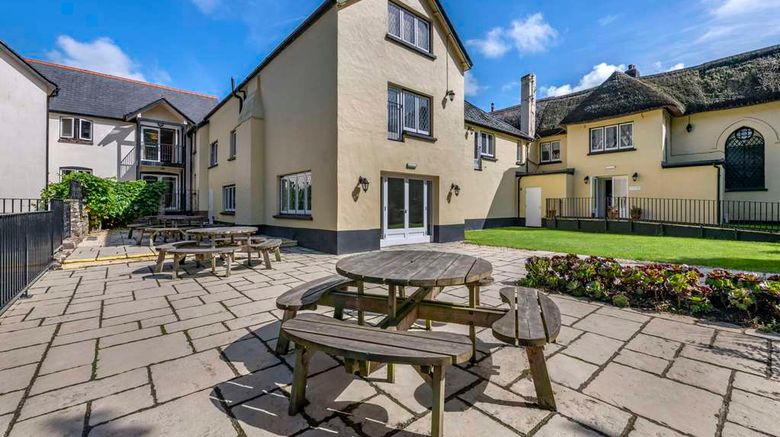 <b>Woodford Bridge Hotel & Country Club Exterior</b>. Images powered by <a href="https://iceportal.shijigroup.com/" title="IcePortal" target="_blank">IcePortal</a>.