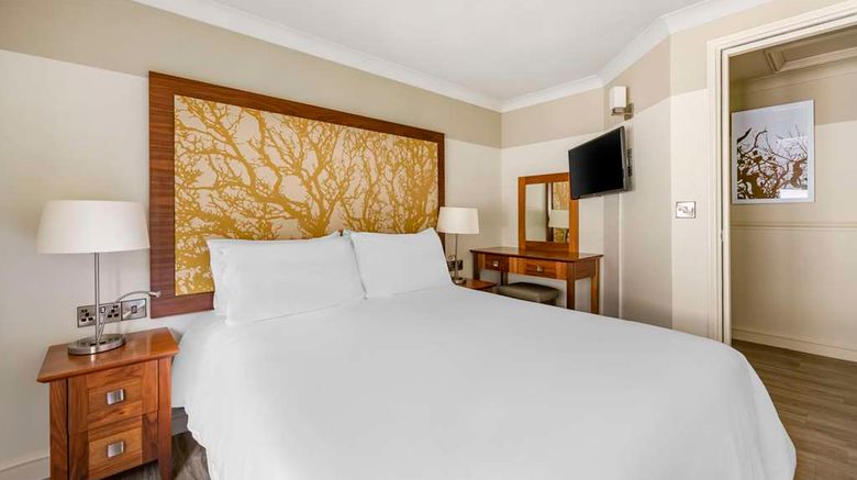 <b>Woodford Bridge Hotel & Country Club Room</b>. Images powered by <a href="https://iceportal.shijigroup.com/" title="IcePortal" target="_blank">IcePortal</a>.