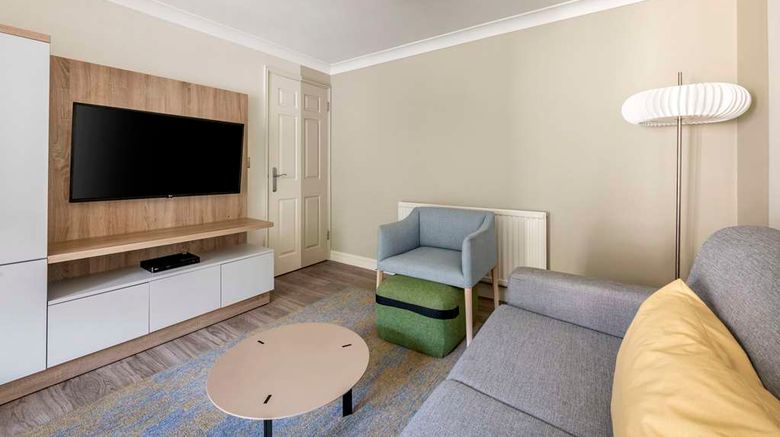 <b>Woodford Bridge Hotel & Country Club Room</b>. Images powered by <a href="https://iceportal.shijigroup.com/" title="IcePortal" target="_blank">IcePortal</a>.