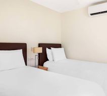 Sunset Harbour Club Room